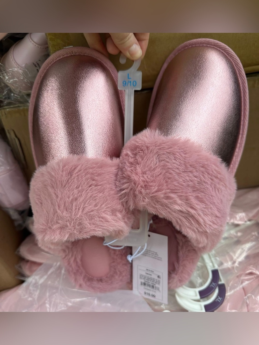Target Pink Faux Fur Slide Slippers 9/10 - Picture 2 of 2